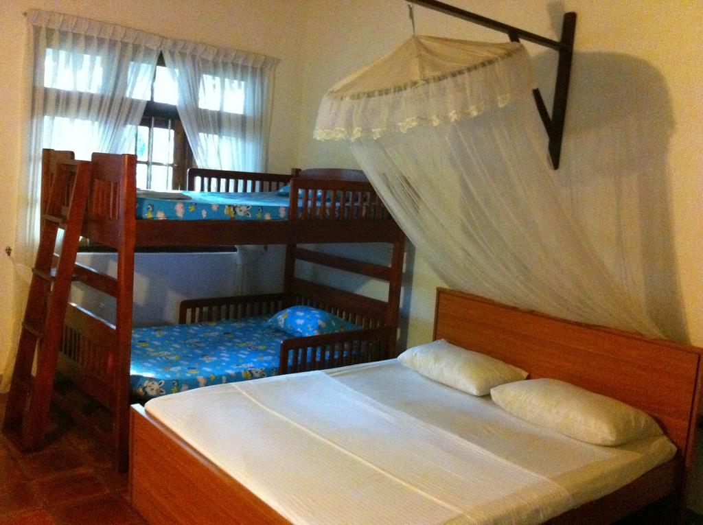 Little Paradise Tourist Guest House And Holiday Home Anuradhapura Ruang foto