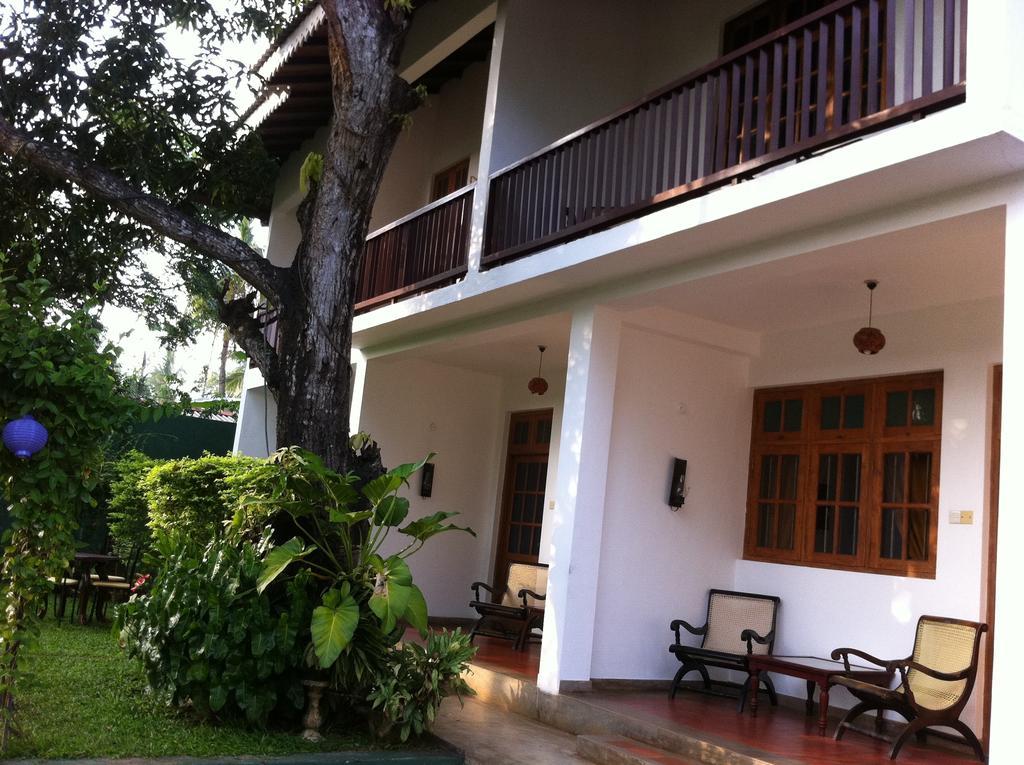Little Paradise Tourist Guest House And Holiday Home Anuradhapura Bagian luar foto